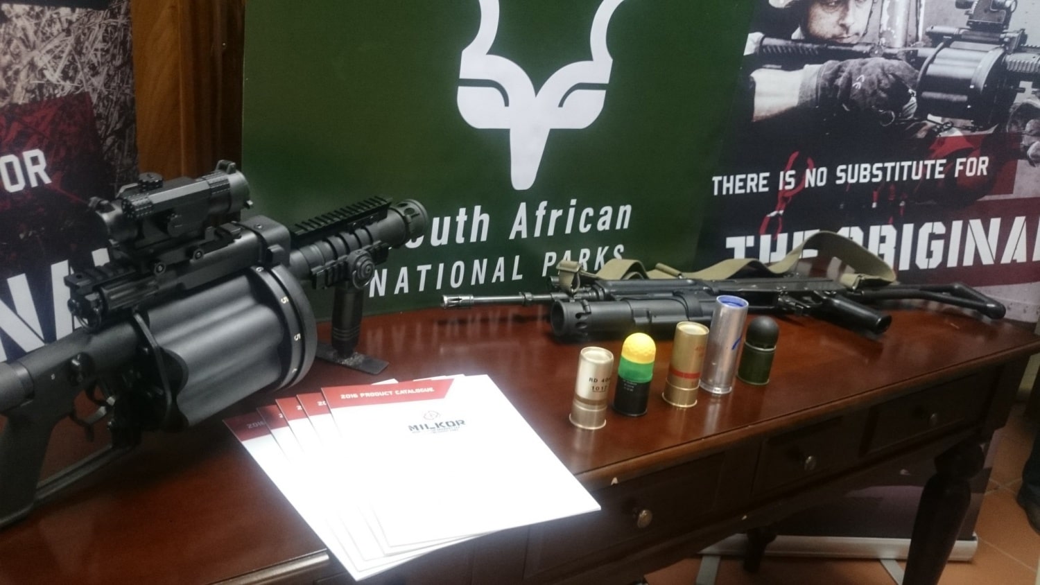 Kruger displays grenade launcher for anti-poaching fight within the national park-min